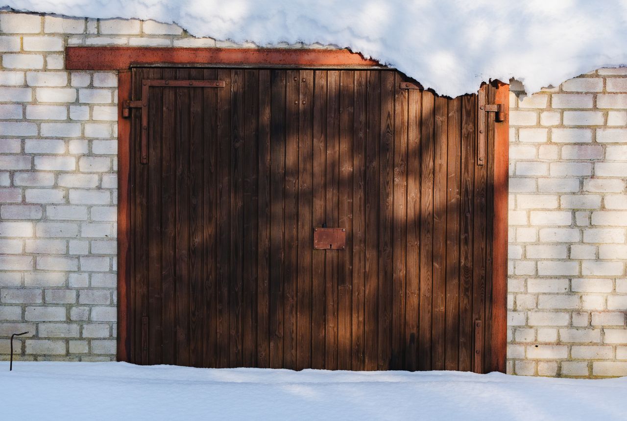 Garage door service in Shakopee, MN
